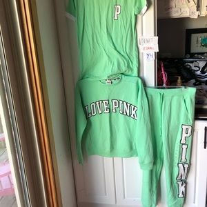 Nwt Victoria Secret pink Xsmall 3 piece sweat set